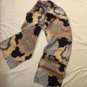 Silk scarf